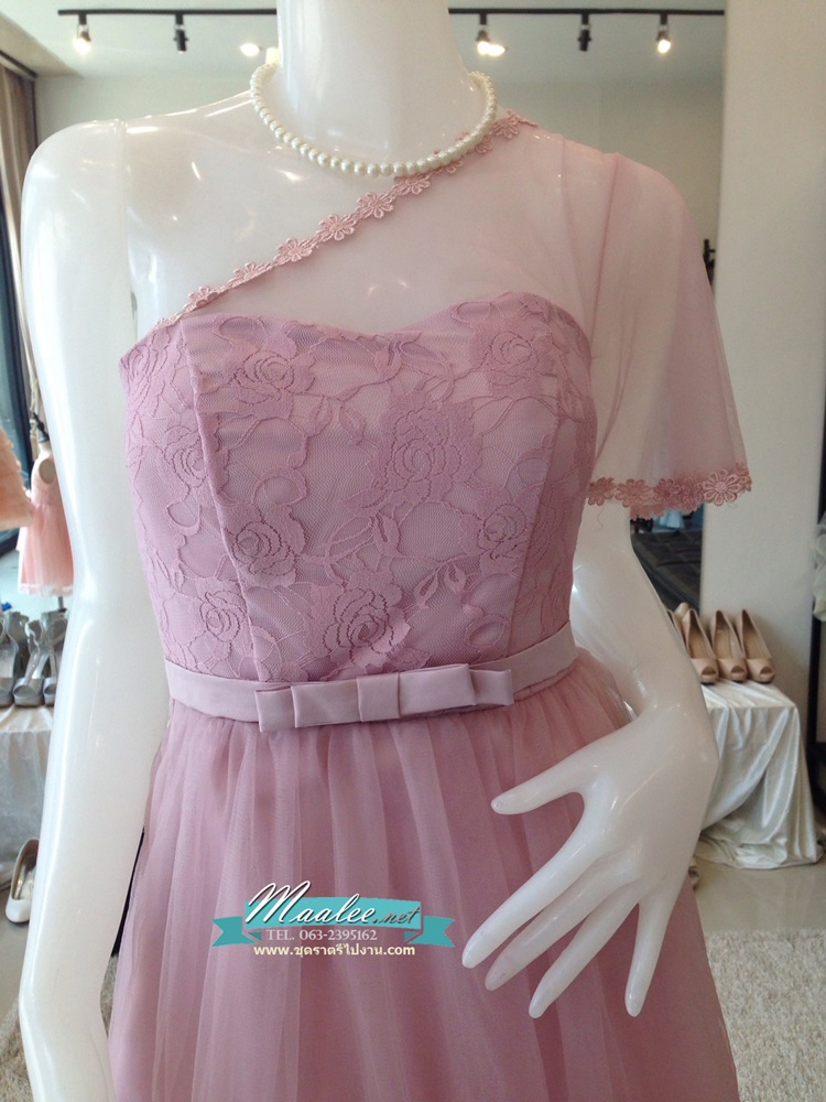 พร้อมส่ง ชุดราตรีสั้น เพื่อนเจ้าสาว กระโปรงตาข่าย สี Nude แบบ B ไหล่เฉียง อกแต่งลูกไม้ พร้อมโบว์คาดเอว (จับสม๊อกด้านหลัง)