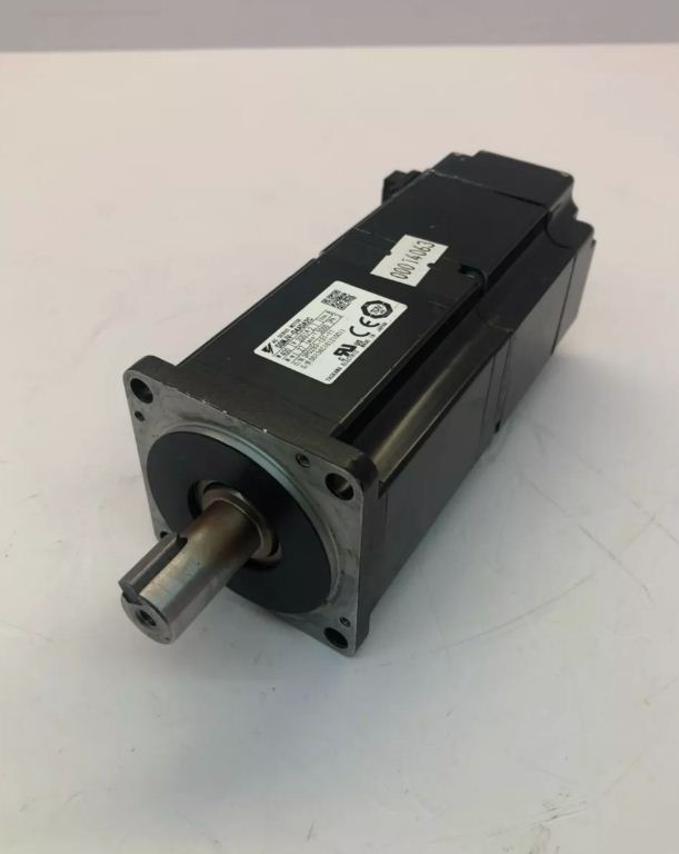 SGMJV-04ADA2C SERVO MOTOR " YASKAWA "