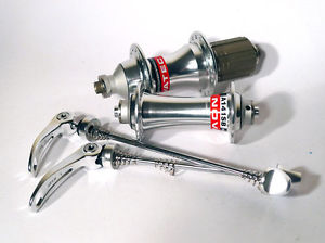 ดุมเสือหมอบ Novatech 32 รู ซีลแบริ่ง หน้า/หลัง v-brake โม่อลูฯ ,F162SB-A141SB สีดำและสีเงิน