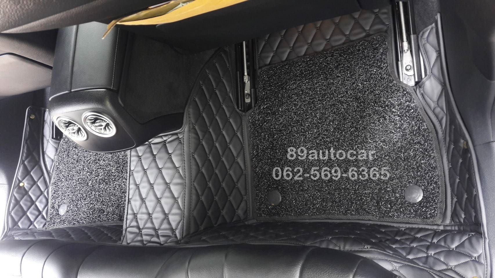 พรมรถยนต์ Benz CLS300d ปูพรม7D สีดำล้วน + พรมดักฝุ่นสีดำ เข้ารูป เต็มคัน