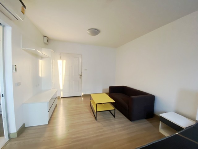 ให้เช่า ซูม คอนโด เพลส2 ห้อง 28 ตรม.ชั้น 3 ใกล้ ม.กรุงเทพฯ เครื่องใช้ไฟฟ้าครบ พร้อมอยู่