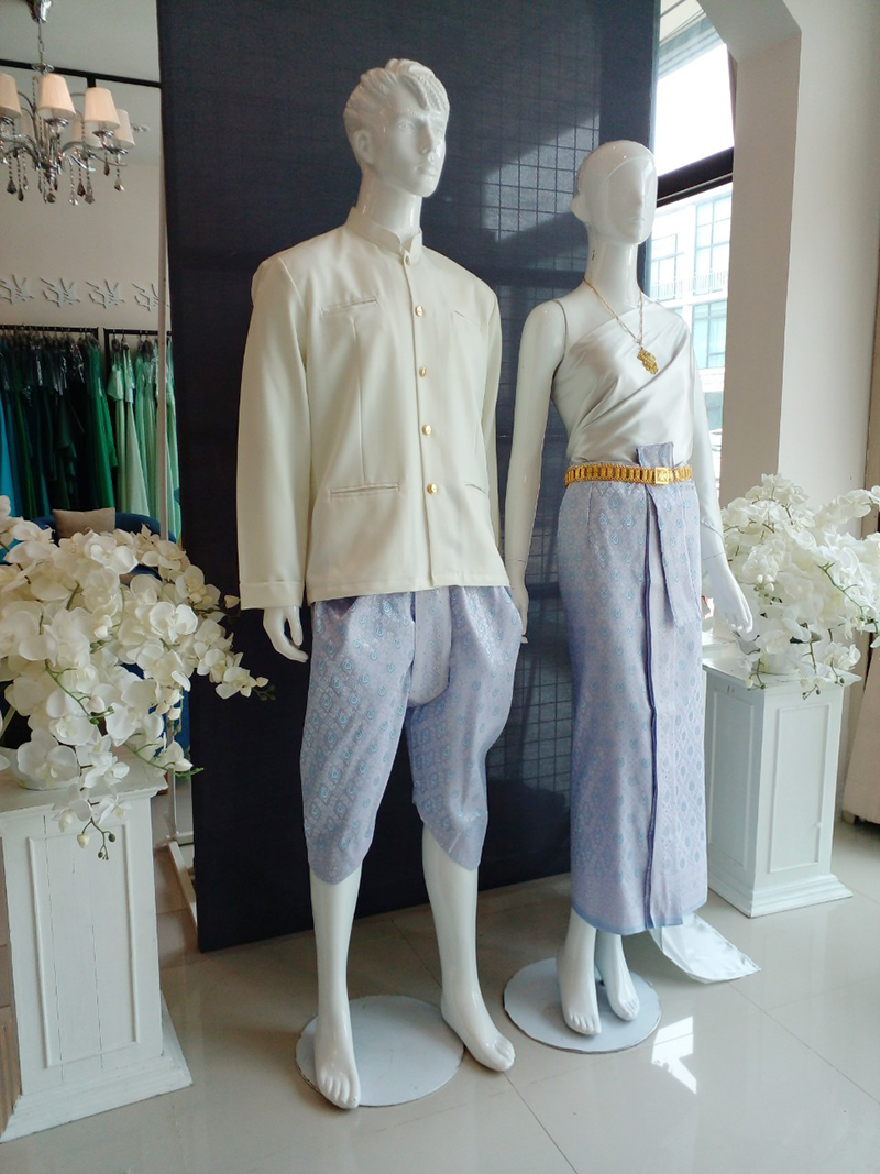 เช่า ชุดไทย ชุดเพื่อนเจ้าสาว ชุดไทยผ้าถุงสีชมพูฟ้าเงิน สไบเรียบสีเทาอ่อน