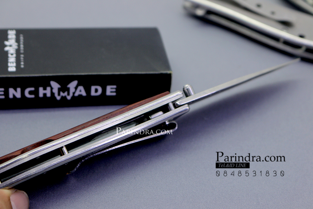 มีดพับ BenchMade สี เงินเงา ด้ามฝังไม้ รุ่น DA76 (OEM)