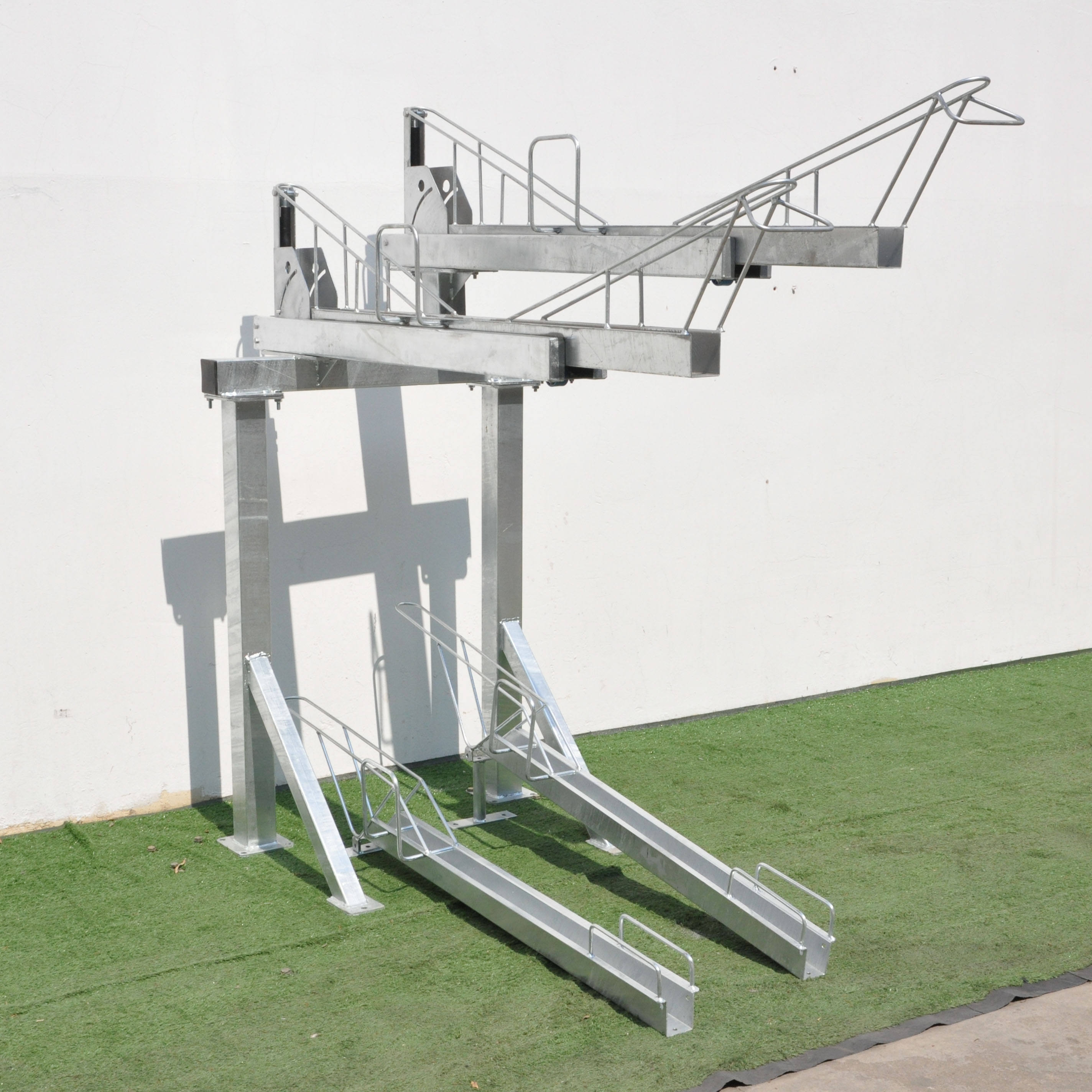 ชั้นวางจักรยาน Pioneer Display Rack Double Deck Slide Bike Parking Stand แบบสองชั้นสไลด์ออก ประหยัดพื้นที่ (4คัน)