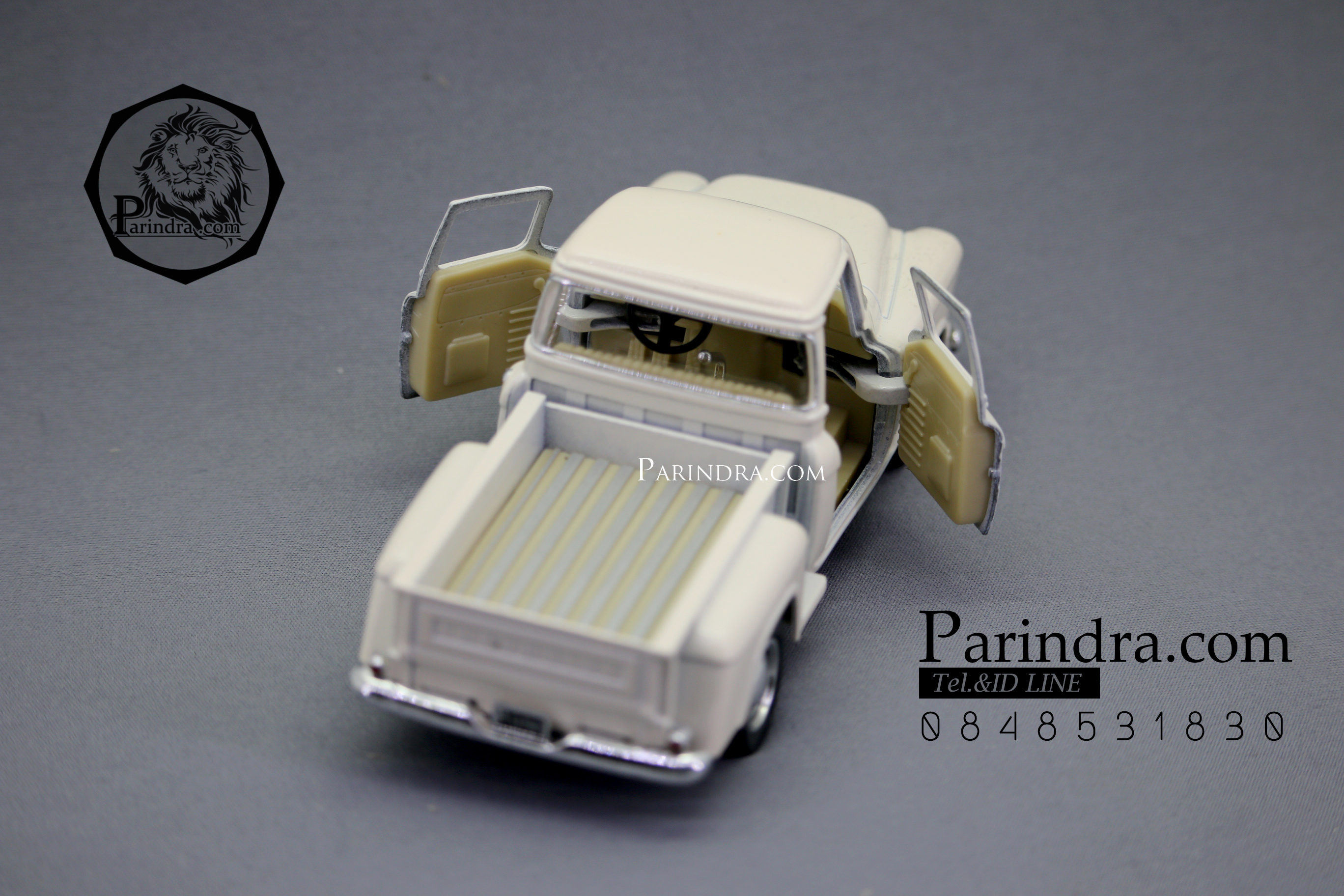 โมเดลรถเหล็กรถจำลอง CHEVROLET Chevy Stepside Pick-up 1955 สีขาว