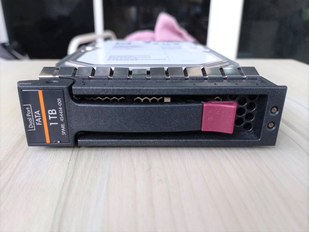 454416-001 AG883A 404403-002 9BM004-044 HP 1TB 7200RPM FATA Dual Port Hard Drive.