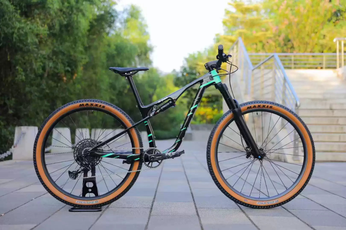 Missile H-JIAN 2025 — Carbon Fiber Softtail MTB w/ SRAM Eagle 12-Speed | 29” Boost