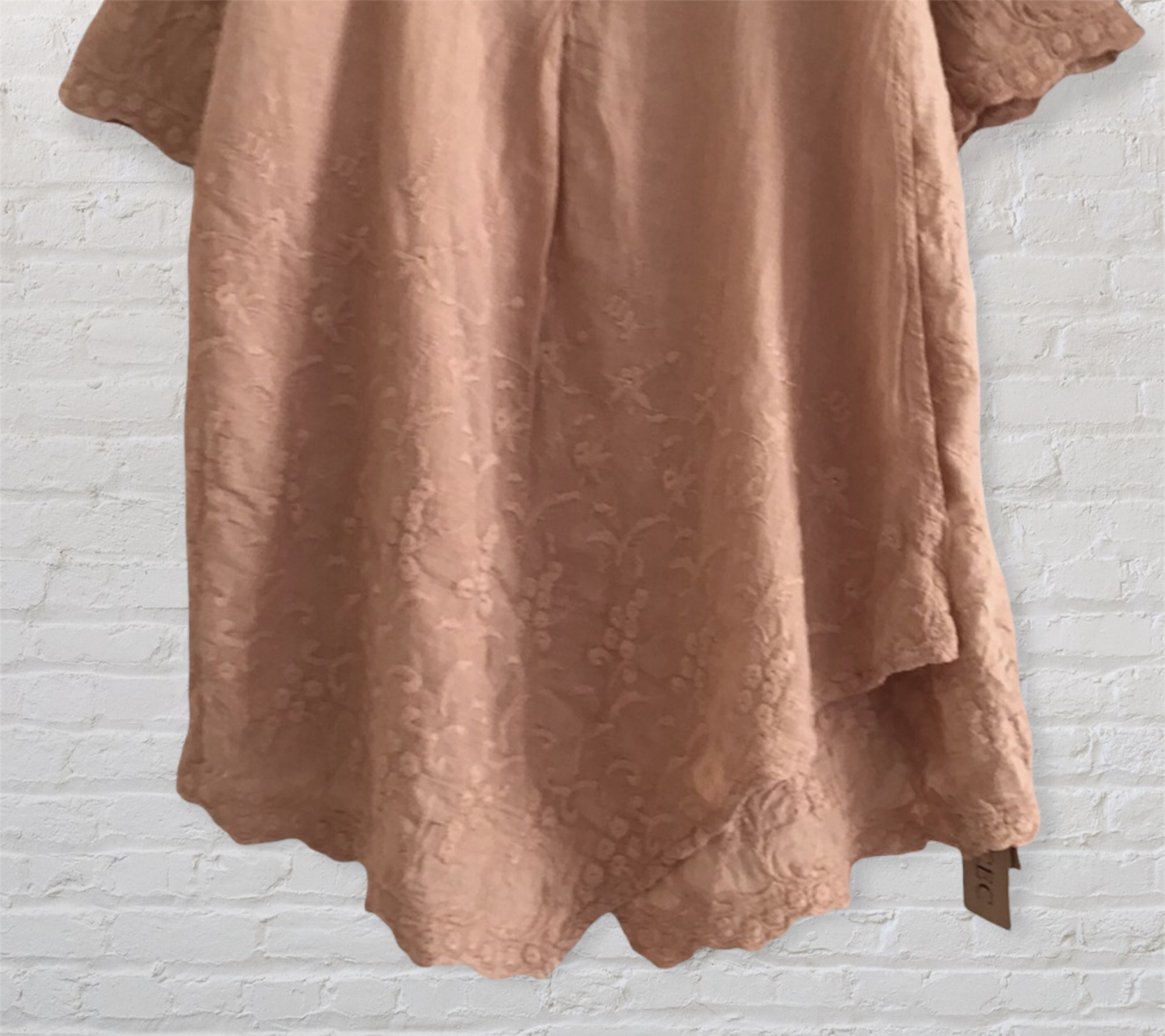 เสื้อผ้าฝ้ายนุ่มลายปักลูกไม้