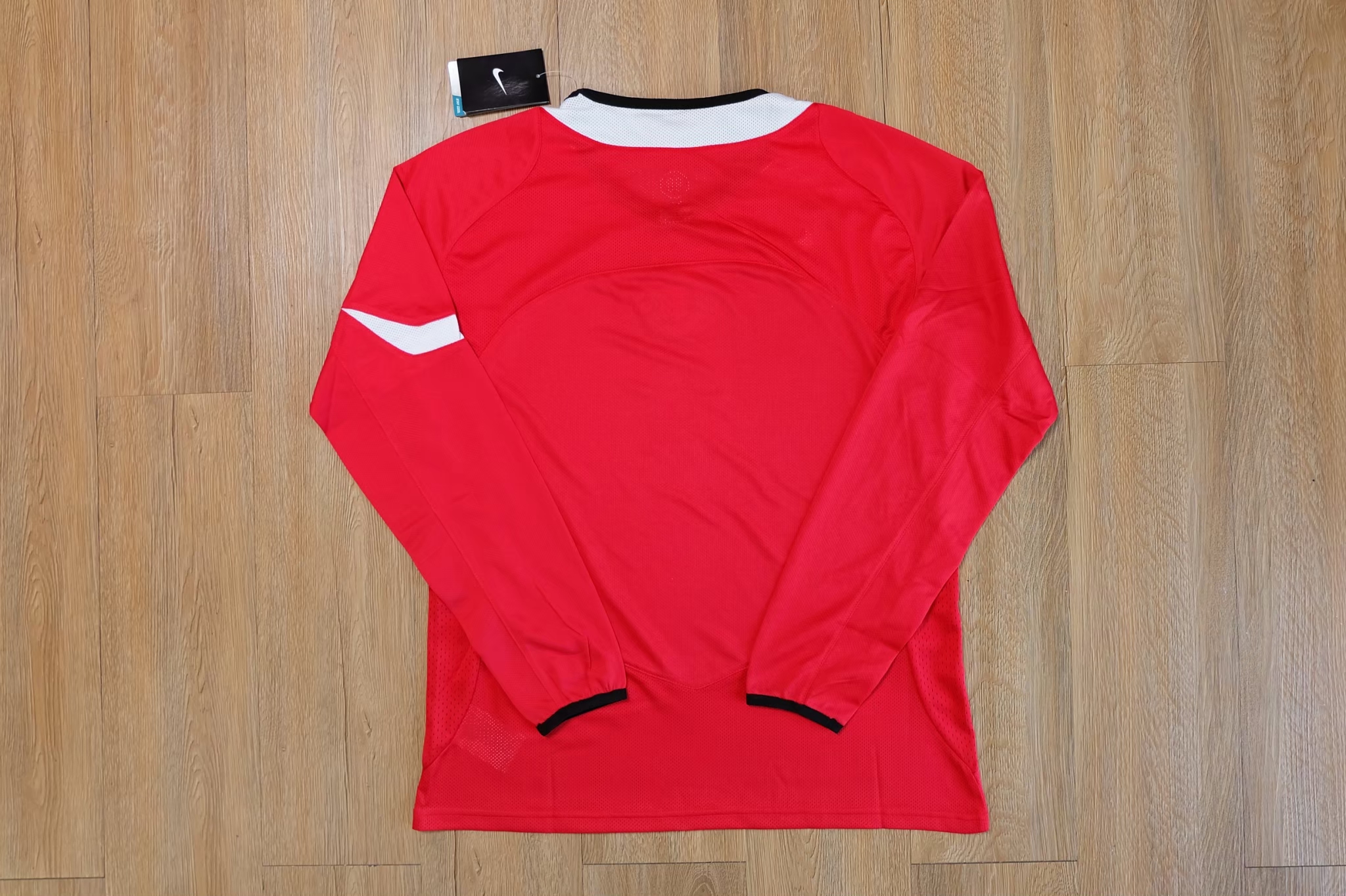 Manchester United 2004/06 Vintage Jersey เสื้อฟุตบอลแมนยูย้อนยุค AIG