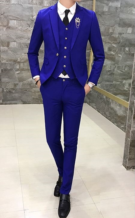 พร้อมเช่า ชุดสูทชาย สีน้ำเงินเข้ารูป แต่งกระดุมทอง (ไม่มีเสื้อกั๊ก)