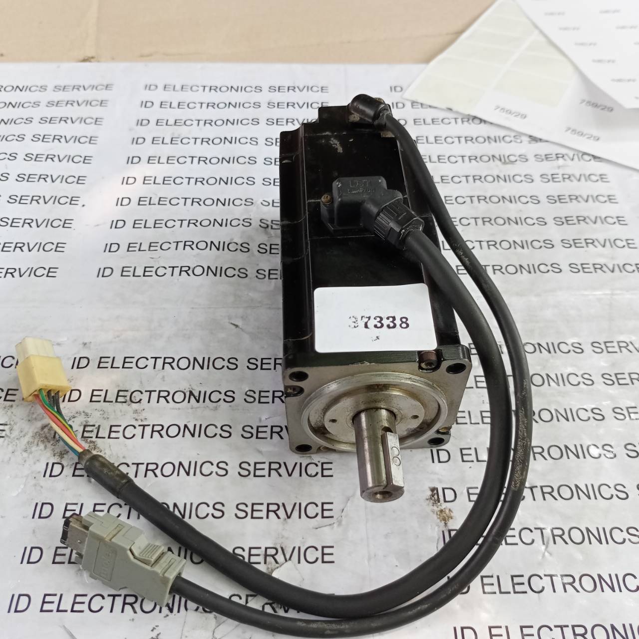 SGM7J-04A7C6E SERVO MOTOR " YASKAWA "