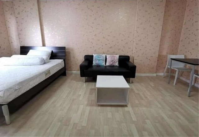 ให้เช่า ดีคอนโด รามอินทรา ห้อง 31 ตรม.ห้องสวย เฟอร็ครบ หิ้วกระเป๋าเข้าอยู่ได้เลย