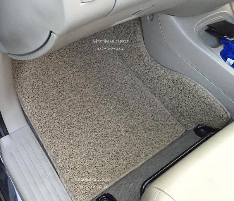 พรมไวนิลรถยนต์ Toyota Innova 2014 สีครีมขอบครีม