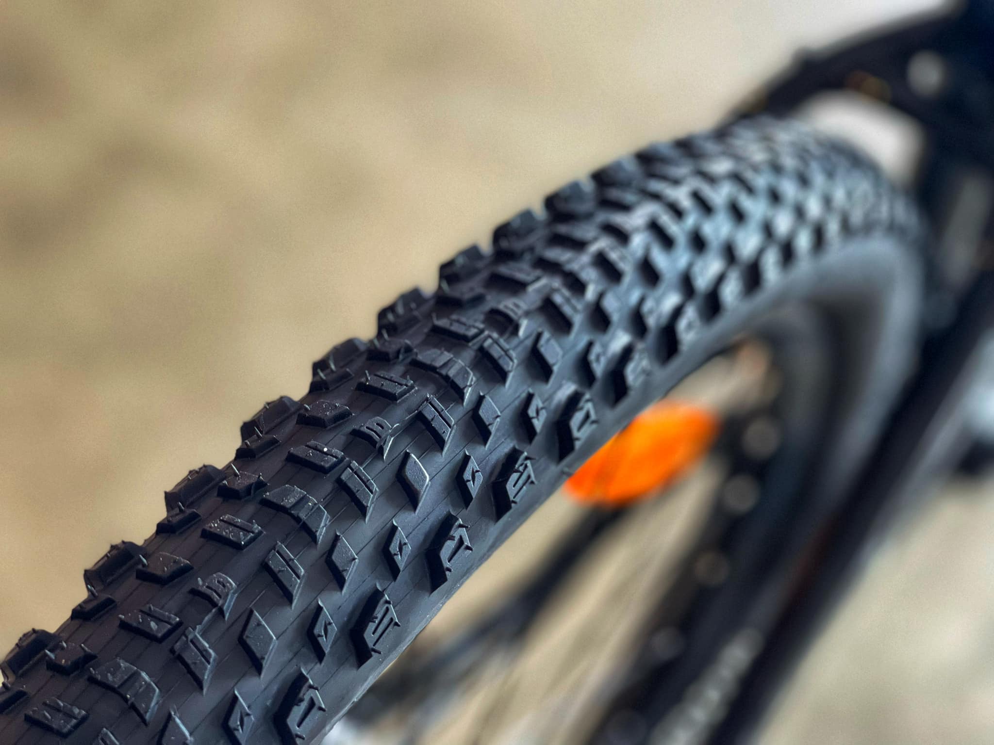 GIANT TALON 29 2 MTB XC BIKE 2022