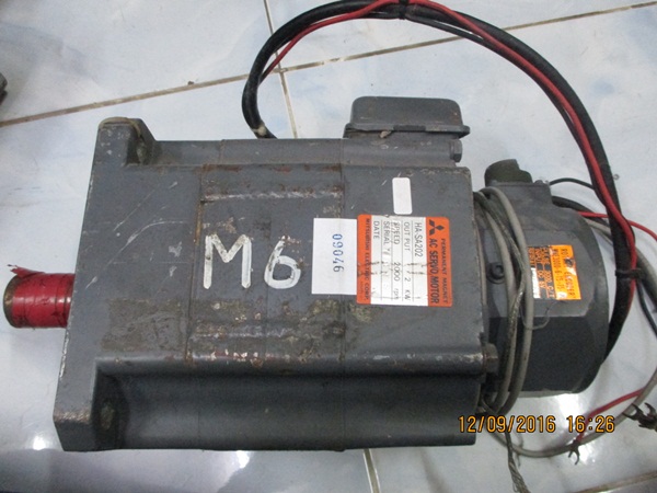 SERVO MOTOR “ MITSUBISHI ” รุ่น HA-SA202