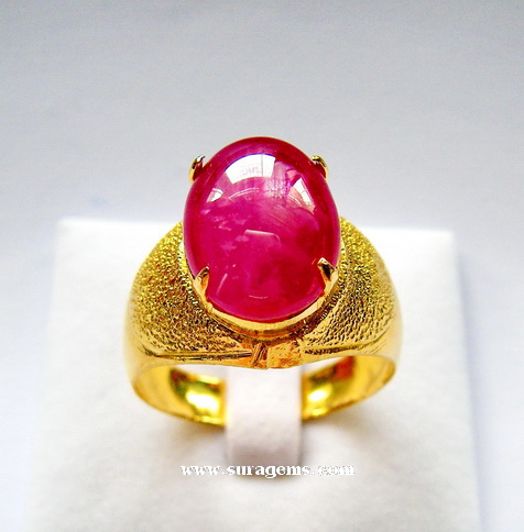 ทับทิมพม่า Ruby Star Burma Star คมชัด 6 ขา เนื้อแก้ว สีแดงสด เลือดนกพิราบ ติดลายใน กิมบ่เซี่ยง ขนาด 14.22x10.97x5.44 mm. นน.8.40ct.