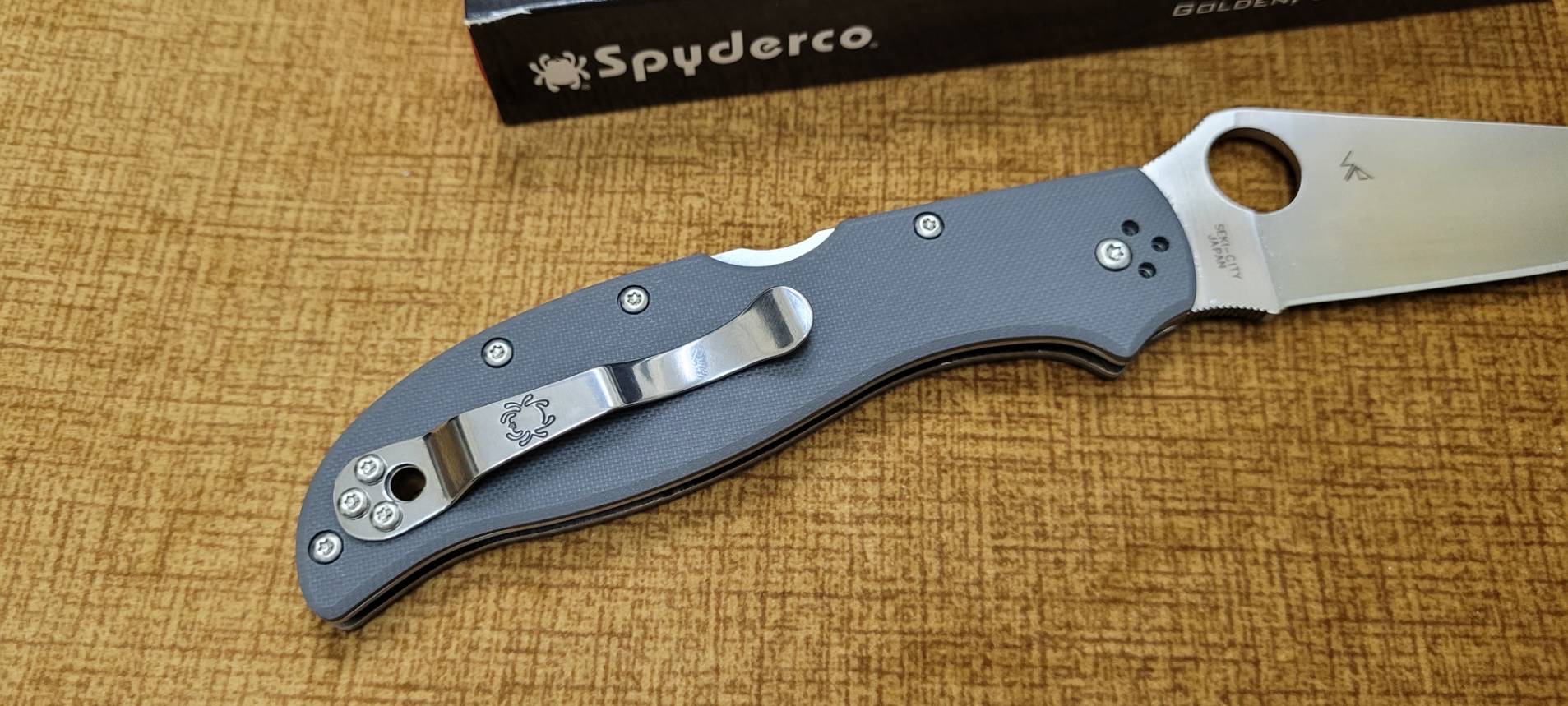 Spyderco Stretch 2 XL Lockback Knife Gray G-10 (4" Satin)