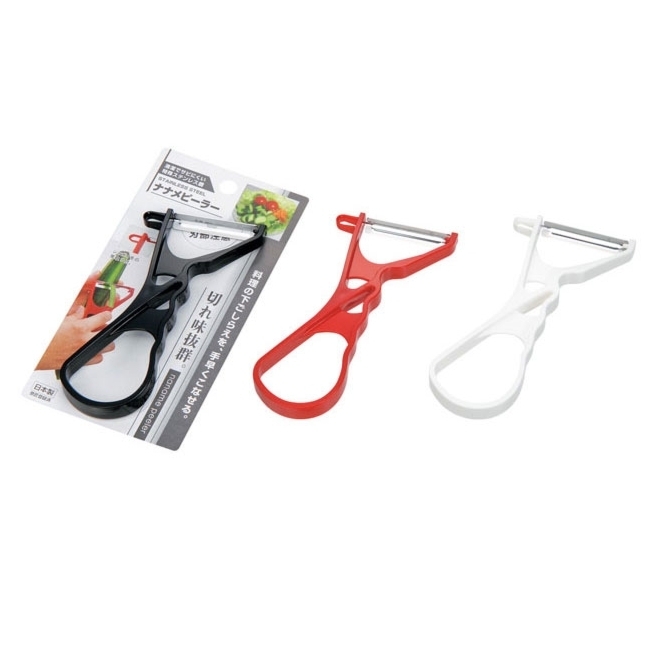 naname peeler มีดปอกผักผลไม้ จากญี่ปุ่น
