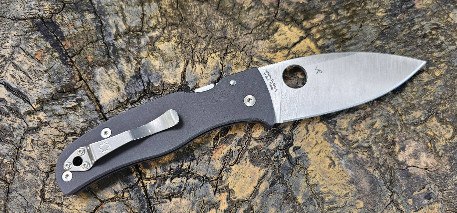 Spyderco Bodacious Compression Lock Knife Black G-10 (3.6" Satin S30V)