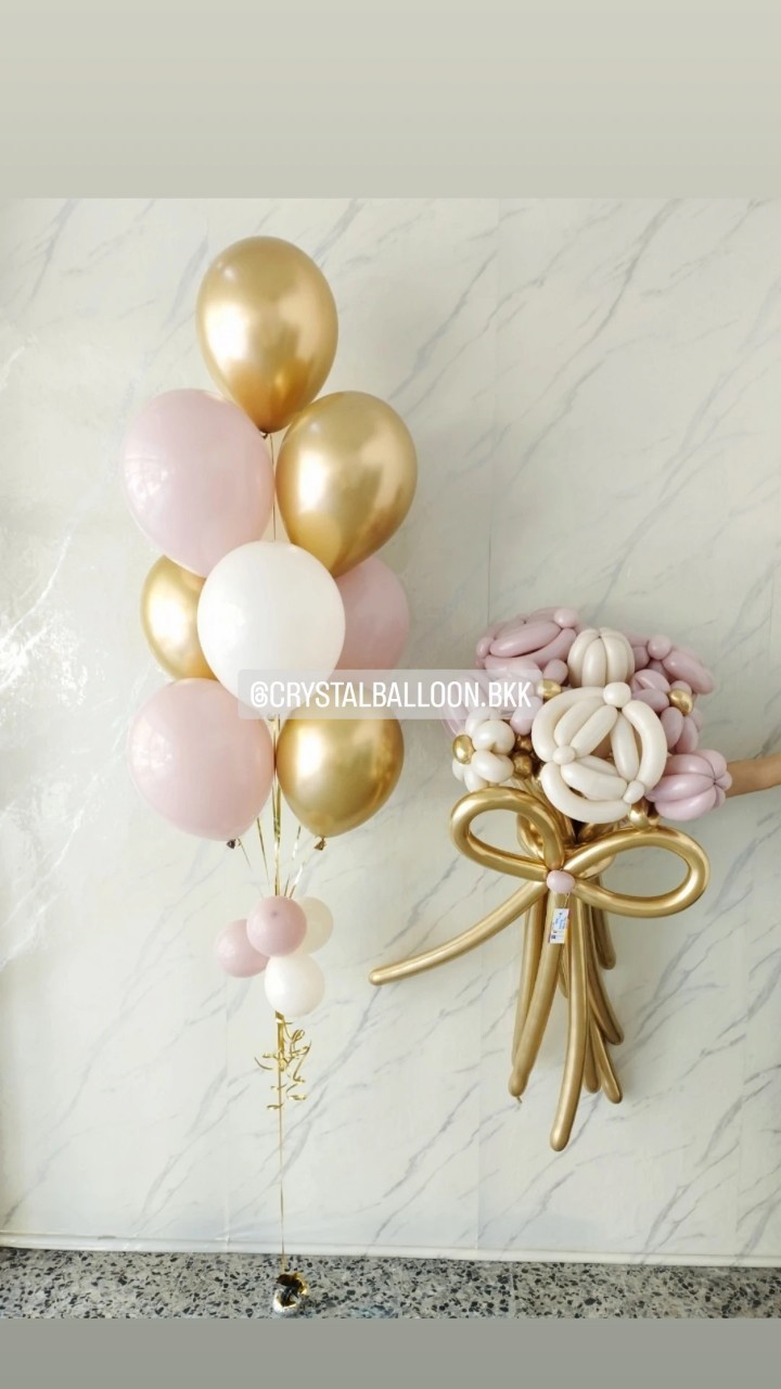 Flower Balloon Big Bouquet ช่อ 9 ดอก ดอกุหลาบ 3 ดอก,ดอกเดซี่ 3 ดอก,ดอกทิวลิป 3 ดอก พร้อม ช่อลูกโป่ง ช่อ 9 ลูก 1 ช่อ Theme สีทองอ่อนโครเมี่ยม-สีชมพู พร้อมตกแต่ง สามารถเปลี่ยนสีลูกโป่งได้
