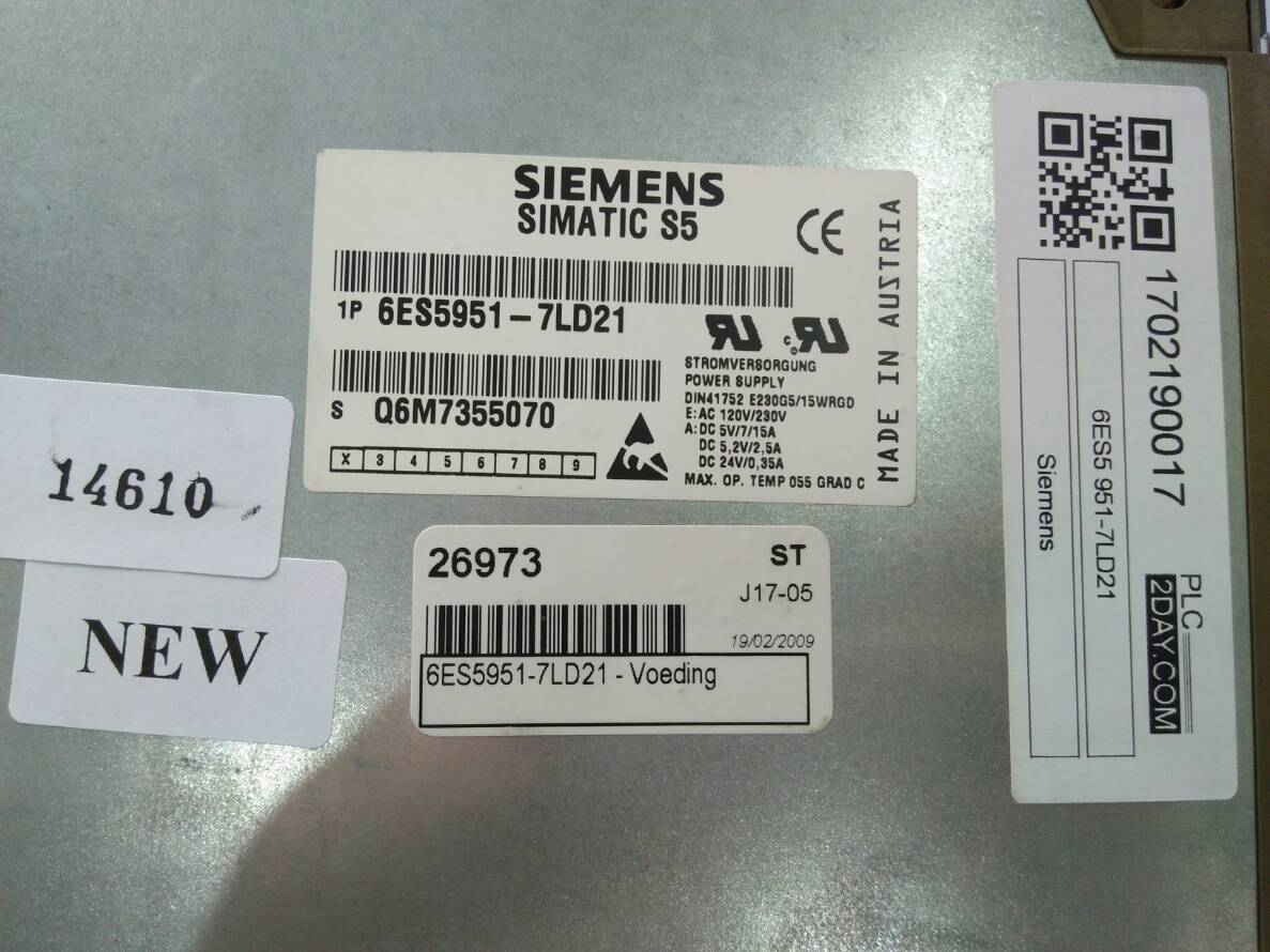 PLC “ SIEMENS ” รุ่น 6ES5951-7LD21