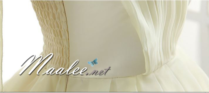 พร้อมส่ง ชุดเดรสสั้น เกาะอก ไหล่เดียว จับสม๊อกด้านหลัง สีครีม