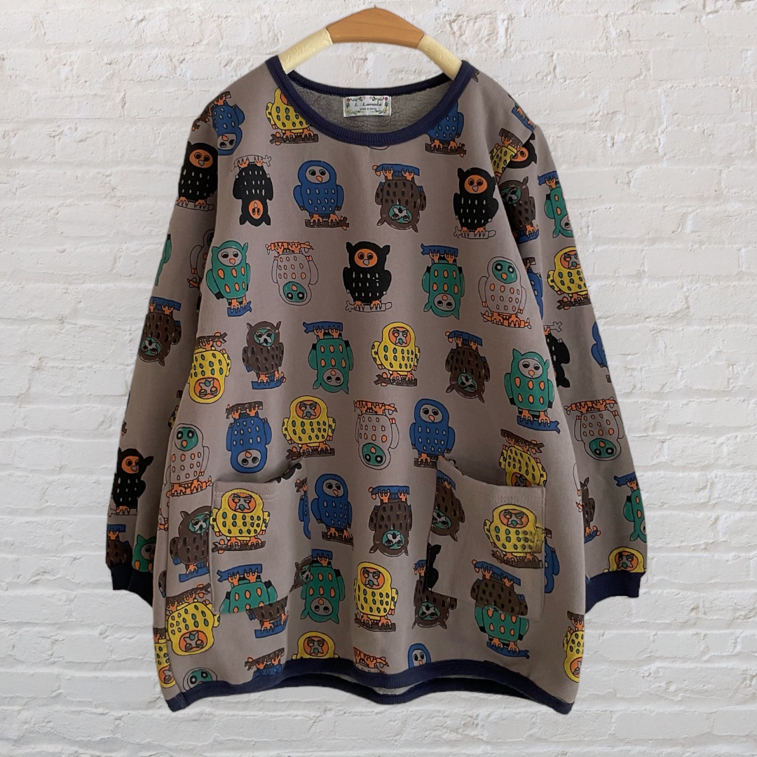 เสื้อยืดกันหนาวลายนกฮูกแต่งกระเป๋า
