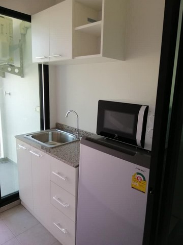 ให้เช่าคอนโด รีช พหลโยธิน 52 ชั้น 8 ห้อง 30.24 ตร.ม.เฟอร์ครบ ใกล้ BTS สะพานใหม่ มีเครื่องซักผ้า