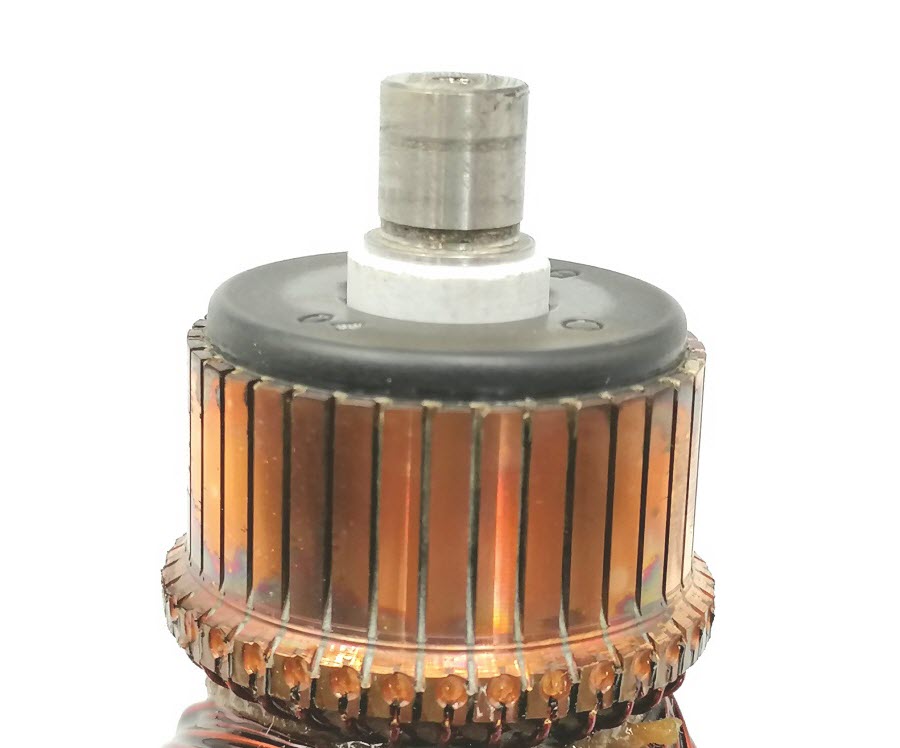 *เลิกจำหน่าย* ทุ่น เครื่องตัดหิน 7" Makita มากีต้า รุ่น 4107R, 4107B