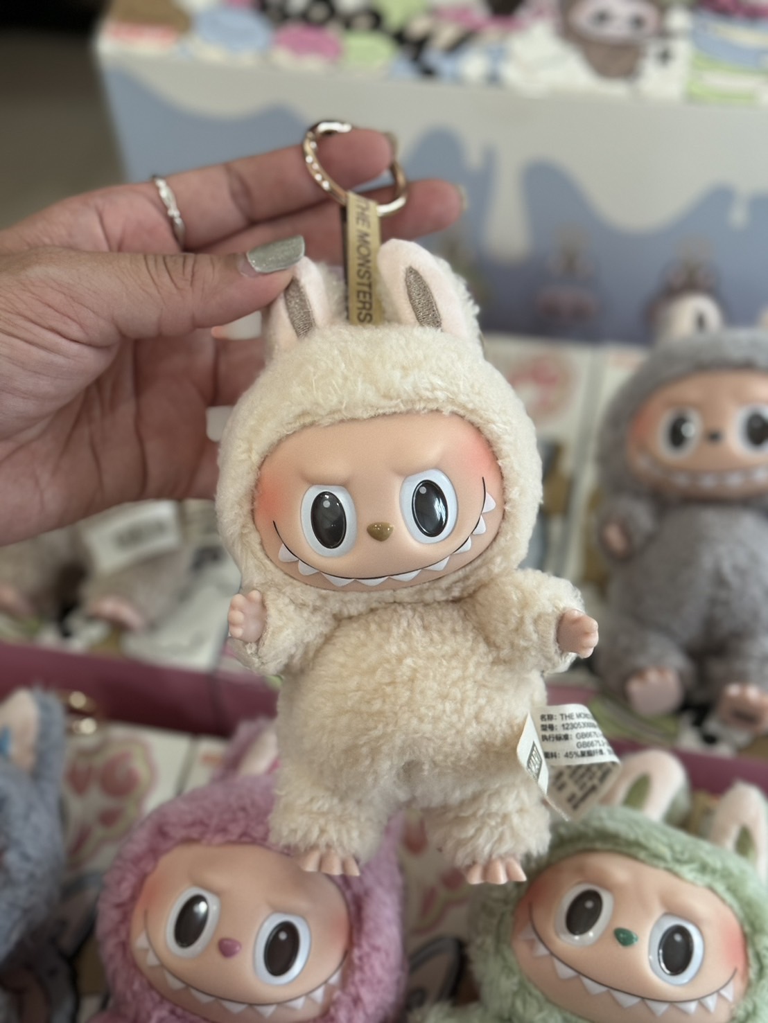 พร้อมส่ง สีขาว Soymilk Duoduo POPMART LABUBU THE MONSTERS ของแท้ 100%