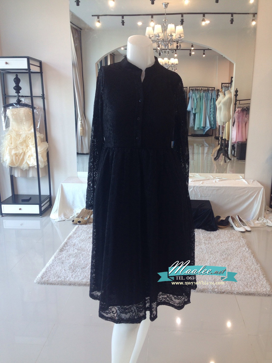 พร้อมส่ง ชุดเดรส/ชุดออกงาน/ชุดทำงาน สีดำ ลูกไม้ แขนยาว แต่งกระดุม มาพร้อมเข็มขัดสีแดง (ซิปข้างลำตัว) ** มีเฉพาะไซส์ 2XL , L **