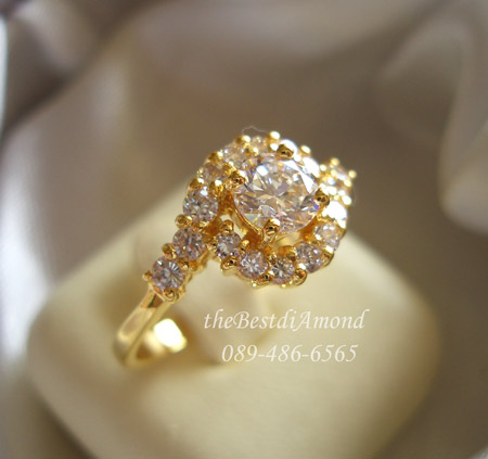 BR702+++แหวนdeer eye+++ สวยสุดๆ เล่นไฟวิ้งๆเลยค่ะ เหมือนนัยตากวางที่กลม ใส ระยิบระยับ ดีไซน์ได้สวยลงตัว หรูหรา ไฮโซ แต่ไม่เวอร์ ไม่ควรพลาด