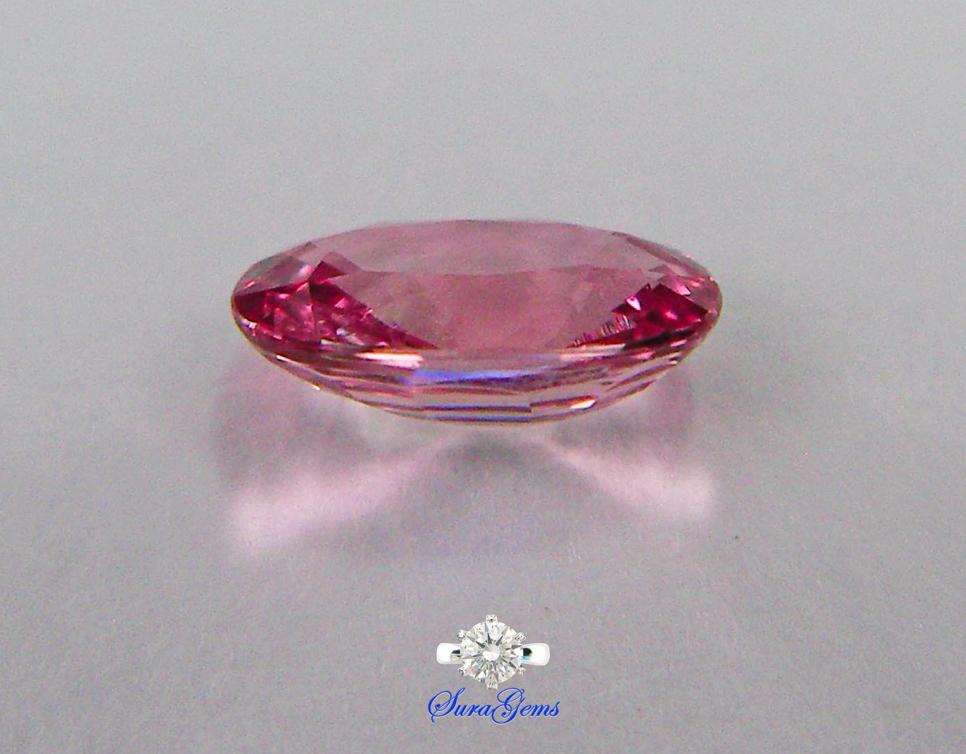 พัดพารัดชาแซฟไฟร์ !ดิบ Unheated Patparatcha Sapphire 未加熱帕帕拉查藍寶石 น้ำหนัก 0.55 ct. ความสะอาด vvs-IF