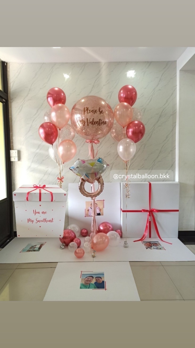 Valentine's Day Surprised Box กล่องเซอร์ไพรส์วาเลนไทน์ Jumbo Box 36" Bubble ขนาด 36" กลิตเตอร์โรสโกลด์ พร้อม ช่อลูกโป่ง ช่อ 7 ลูก 2 , ฟอยล์แหวนเดี่ยวใหญ่ 1 ชิ้น' พร้อมตกแต่ง สามารถใส่รูปได้ 4 ใบ สามารถเปลี่ยนสีลูกโป่ง/เปลี่ยนข้อความได้