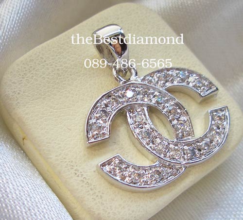 สินค้าหมด+BP423RD+++จี้chanelแสนสวยขนาดใหญ่+++ สุดฮิตกับเครื่องหมายchanel งานสวยมาก ดูดีมากๆเลยค่ะใส่แล้วไฮโซมั่กมากๆ ไม่ล้าสมัยเลยค่ะ ไม่ควรพลาดนะคะ