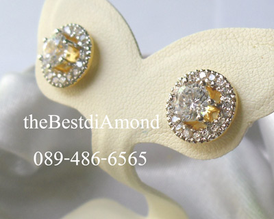 BE817+++ต่างหูเพชรล้อม+++งานสวย เรียบร้อย หรู ดูดีมากๆๆค่ะ ฝังแบบหนามเตยงานดีมากๆๆๆ เหมือนของจริงสุดๆ หรูหราแพรวพราว ขนาดไม่ใหญ่มาก