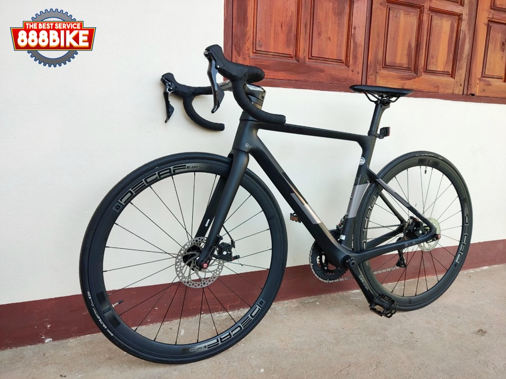 จักรยานเสือหมอบ JAVA VESUVIO DISC 22 สปีด เฟรมคาร์บอน แฮนด์อินทิเกรด ชุดเกียร์ 105 ล้อ 700c 2022