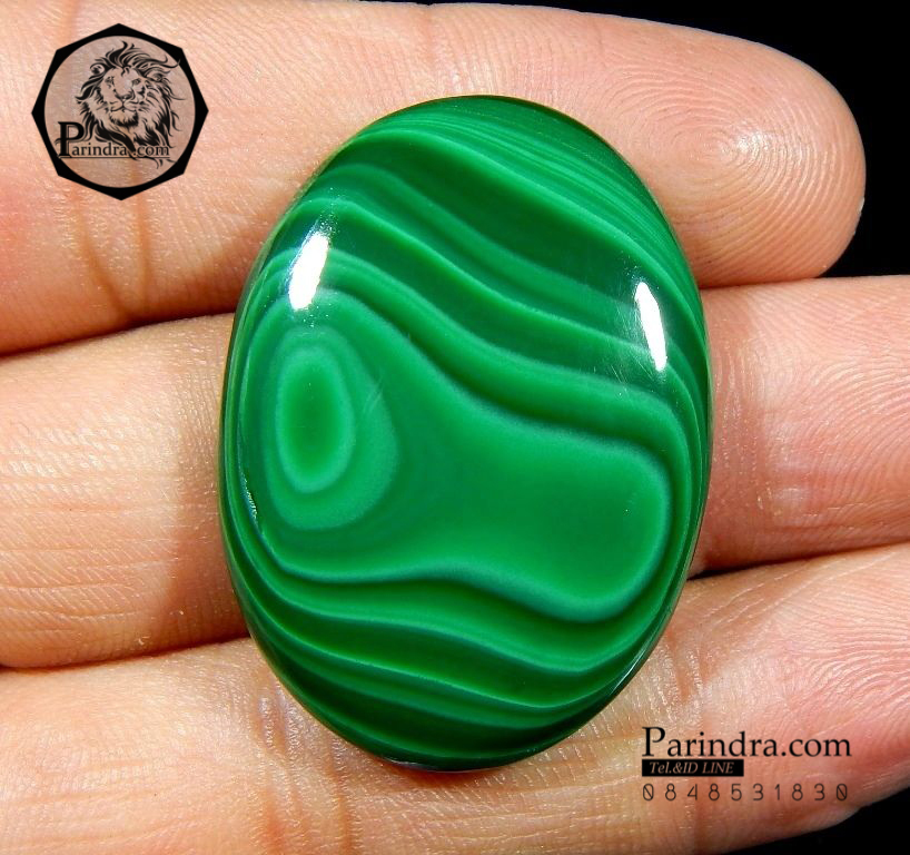 หินแร่มาลาไคท์ Malachite ขัดมันทรงกลมรี รูปไข่ ลวดลายสวยงาม ขนาด 67 กะรัต #MLC 012