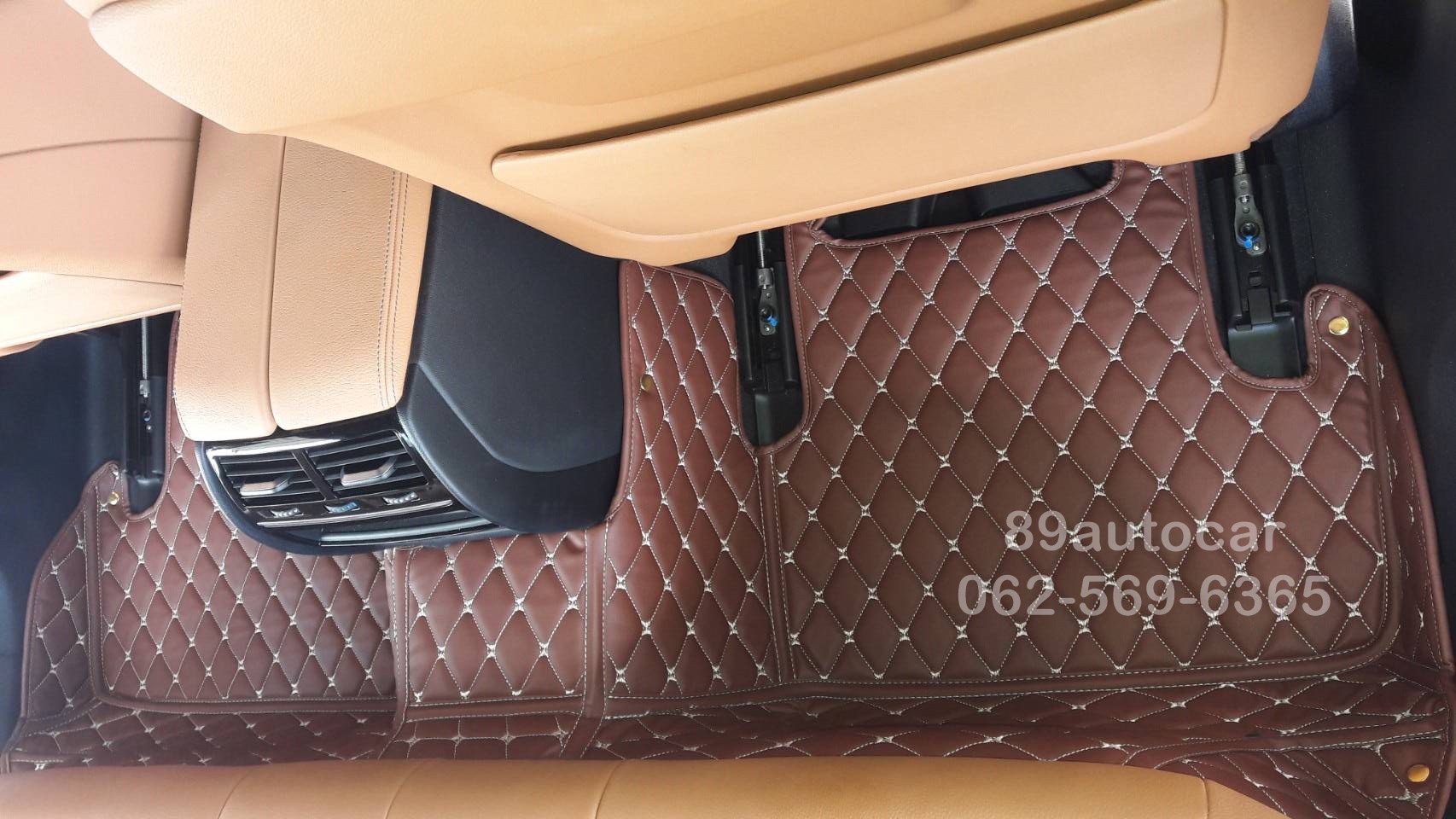 ขายพรมรถยนต์ BMW 530e G30 ปูพรมหกดี สีกาแฟ เข้ารูป