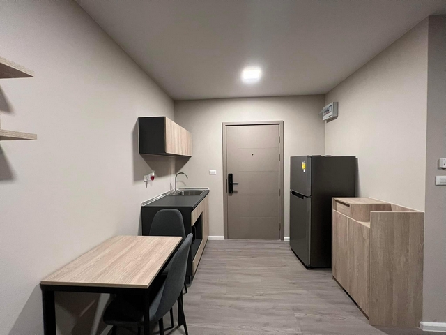 ให้เช่า ดีคอนโด ไฮด์อเวย์-รังสิต ตึกA 26.59 ตร.ม.เฟอร์ครบ ตรงข้ามธรรมศาสตร์รังสิต