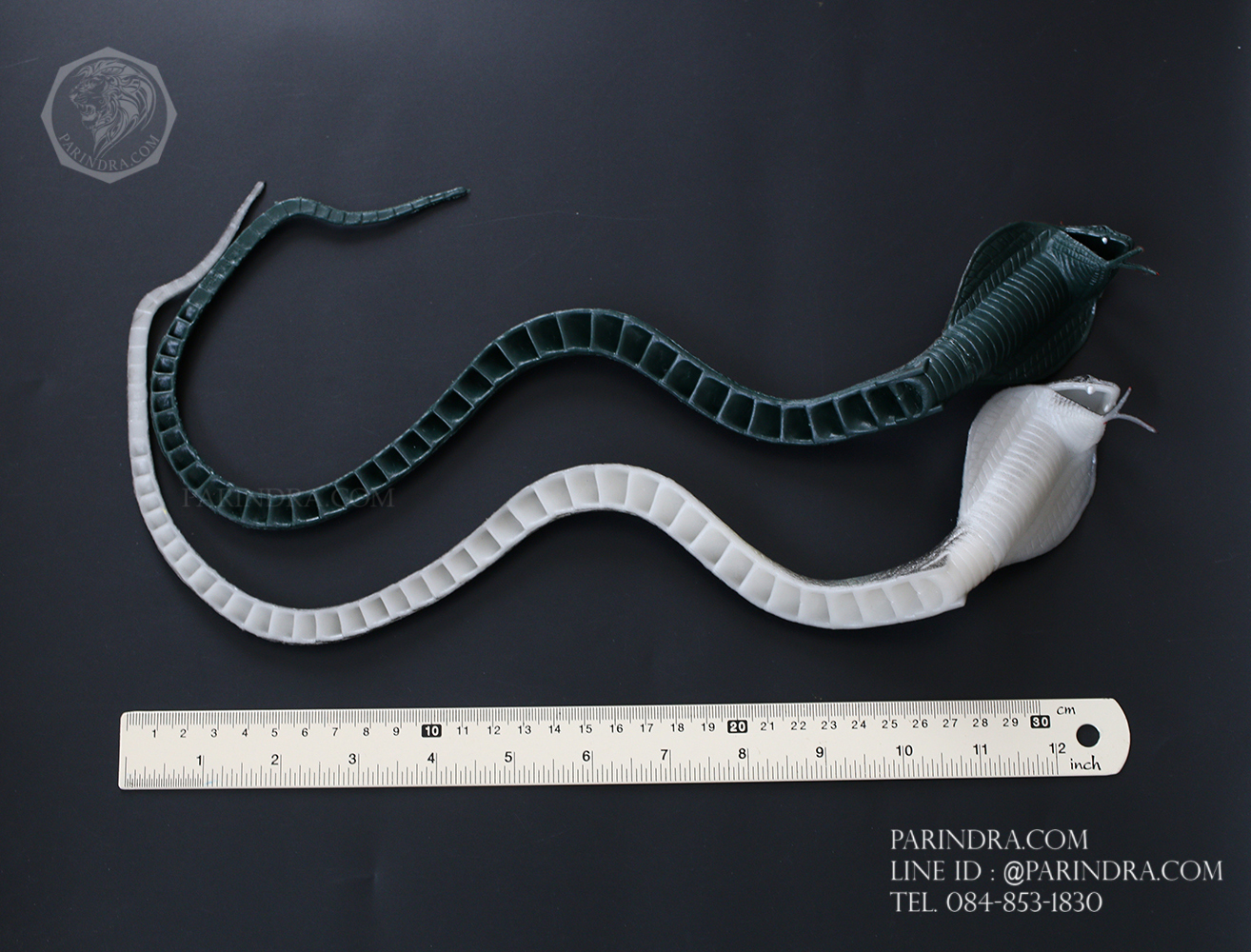 โมเดลงูเห่า เหมือนจริงมาก ทำจากยางยืดหยุ่น สวยๆครับ