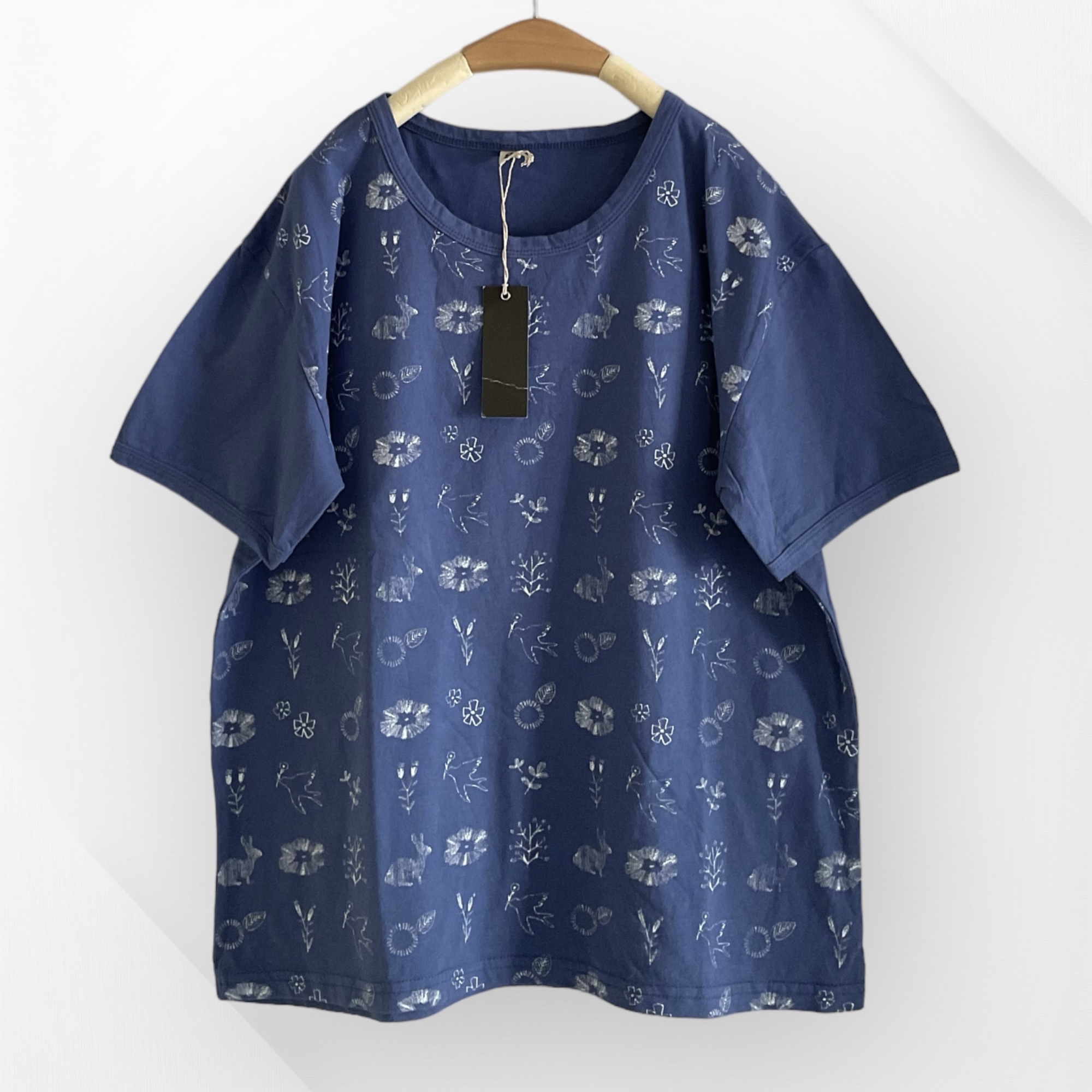 เสื้อยืดพิมพ์ลายดอกไม้ 9am