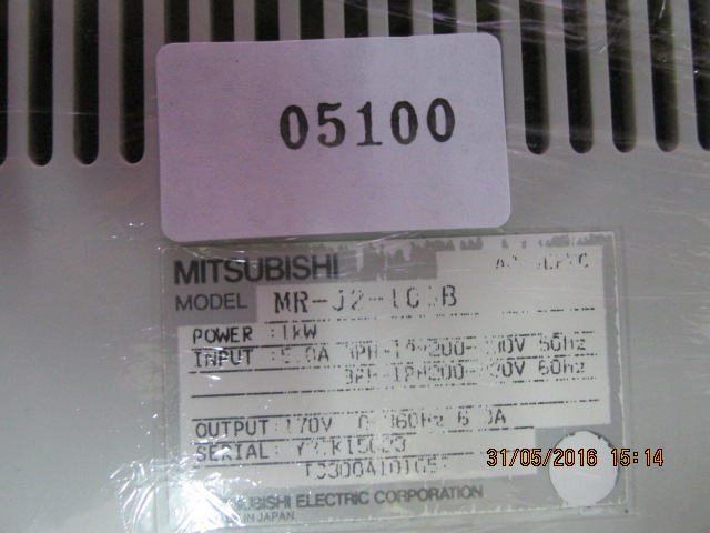 SERVO DRIVE “ MITSUBISHI ” รุ่น MR-J2