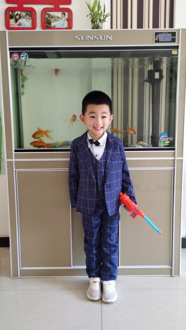 Pre-order ชุดสูทเด็กชาย สีน้ำเงินลายตาราง แบบเท่น่ารัก