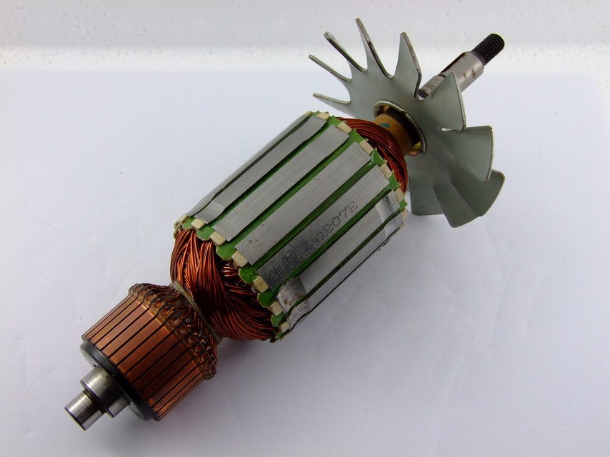 *เลิกจำหน่าย* ทุ่น หินเจียร Hitachi ฮิตาชิ PDH180C