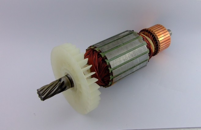 *เลิกจำหน่าย* ทุ่น แท่นตัด เรียวบิ Ryobi C3560