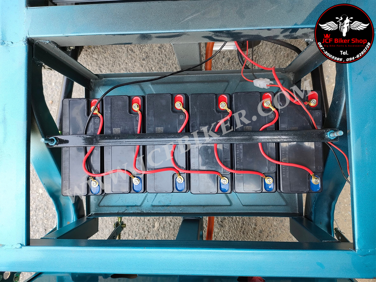 รถบรรทุกสามล้อไฟฟ้าเอนกประสงค์ มอเตอร์ 850w แบตเตอรี่ 72v 20 ah สามารถบรรทุกของหนักได้ 600 kg. ใช้ขนย้ายพืชผลทางการเกษตรได้ ไปสวนไปไร่ไปนา ขนของ ขนดินทราย เหมาะกับการใช้งานได้ทุกประเภท