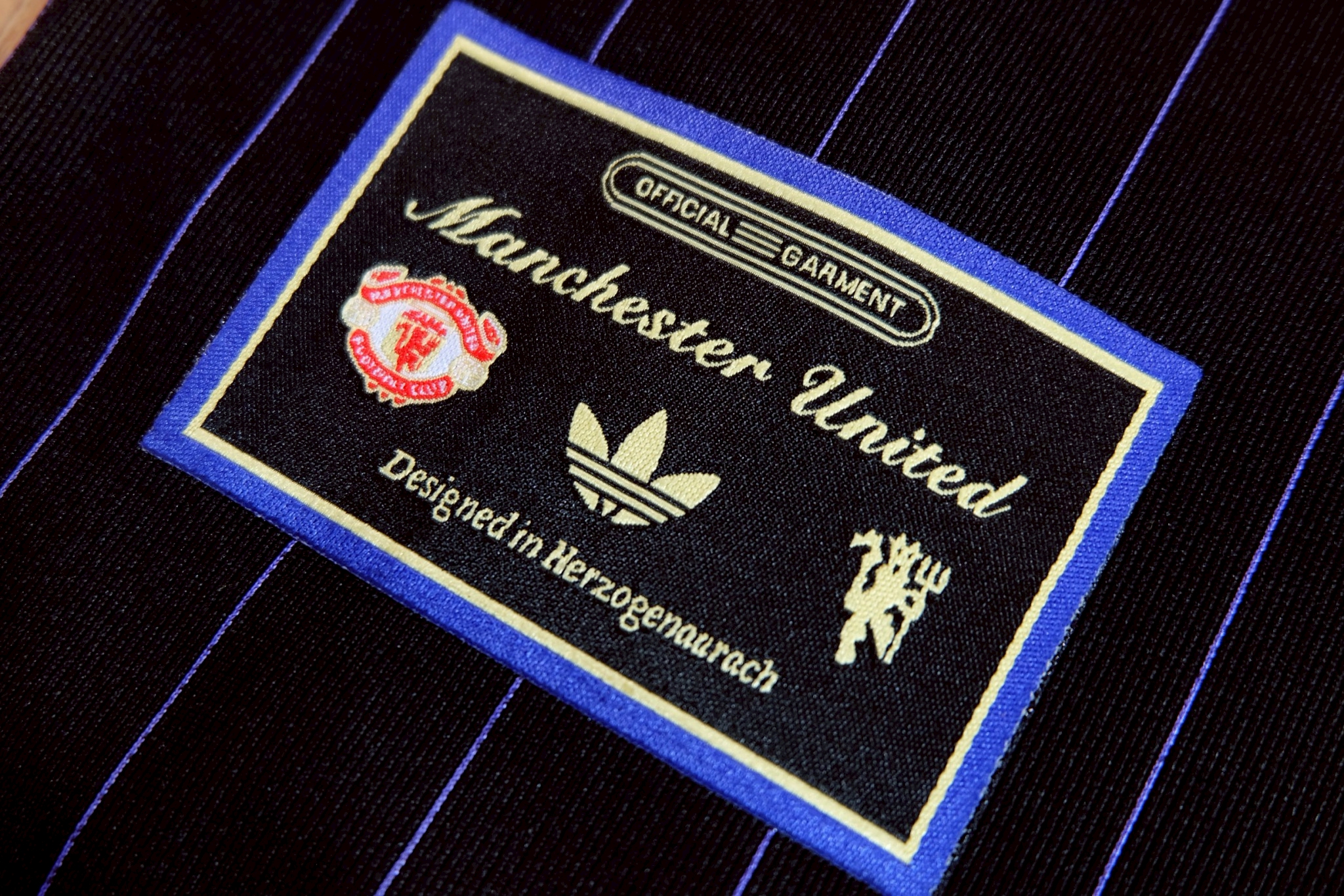 Manchester United Terrace Icons 2025/26 Jersey เสื้อแมนยูดำ ฤดูกาลใหม่