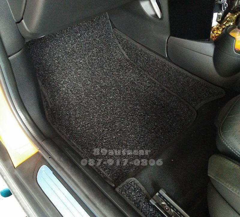 พรมปูพื้นในรถยนต์ Mini Cooper F56 ไวนิลสีดำขอบดำ