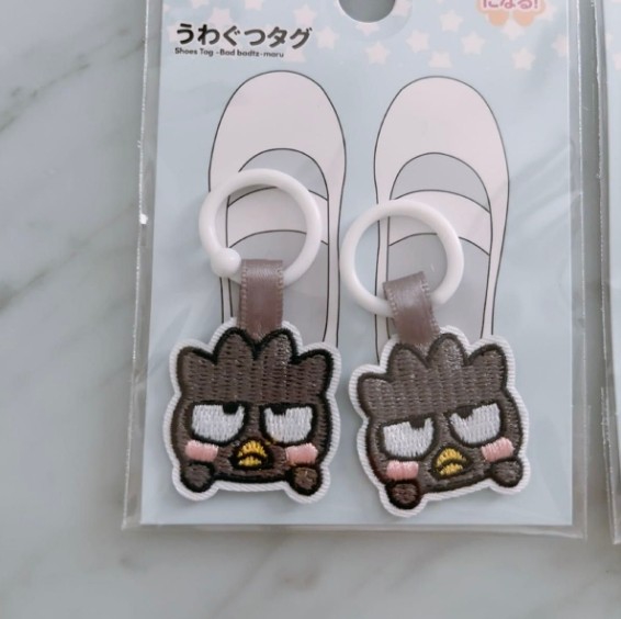 ตัวตกแต่งรองเท้าเพิ่มความน่ารัก!! 上靴タグ けろけろけろっぴ & バッドばつ丸" Sanrio Shoes Tag